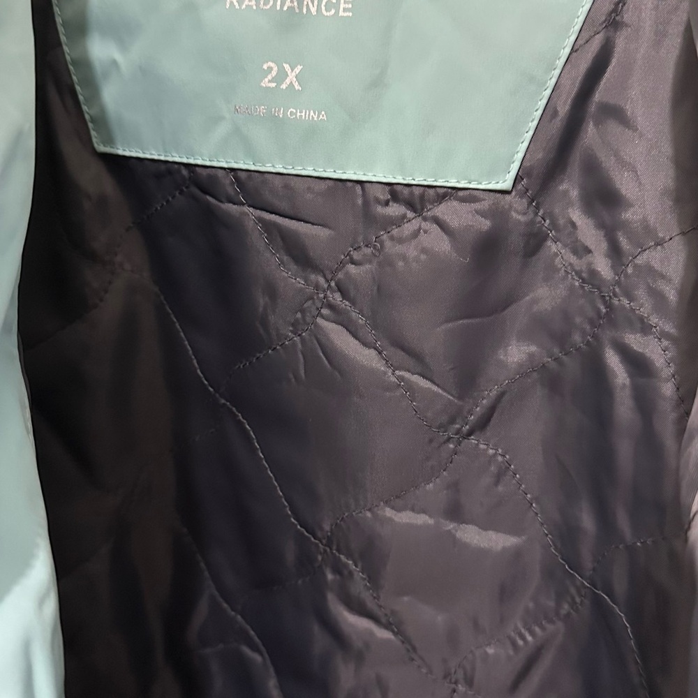 090 Free Country | EUC Women’s Hooded Water-Resistant Jacket (size 2XL) - Picture 8 of 16